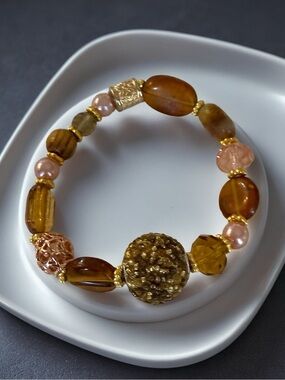 Handcrafted Gold and Amber Beaded Stretch Bracelet - Elegant Women's Jewelry